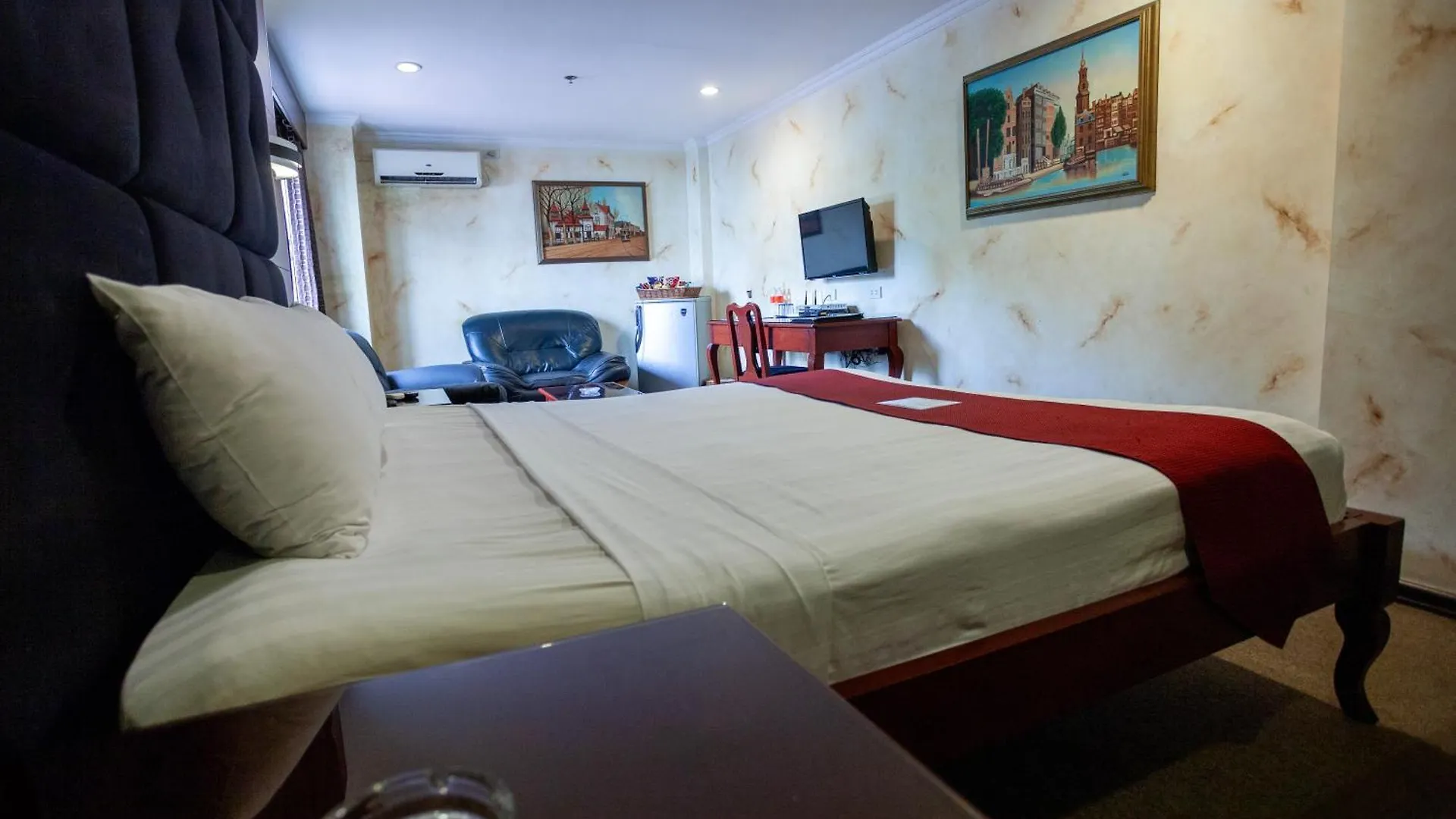 ***  Hotel Royal Amsterdam Ángeles Filipinas